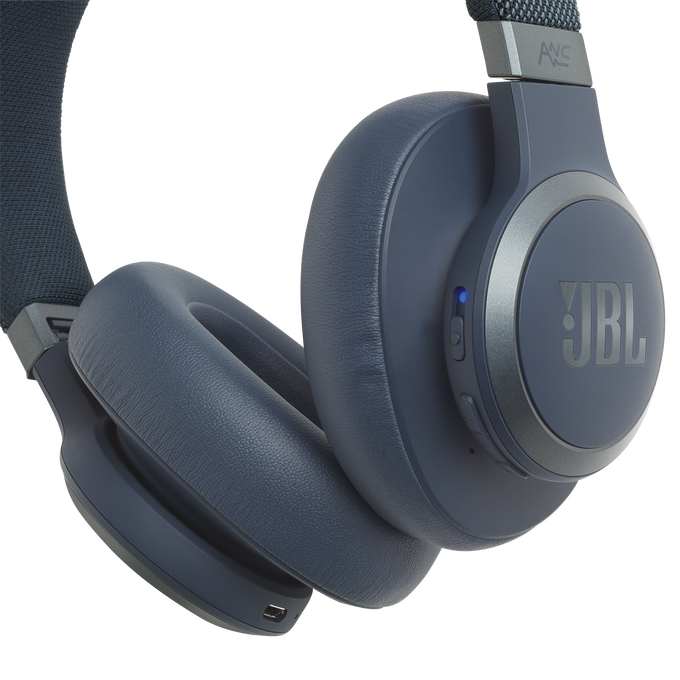 JBL Live 650BTNC - Blue - Wireless Over-Ear Noise-Cancelling Headphones - Detailshot 4 image number null